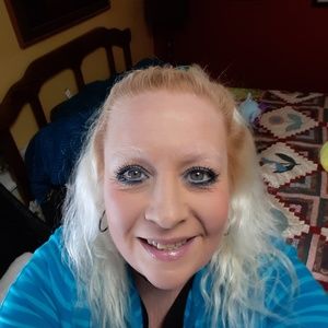 Meet your Posher, Heidi